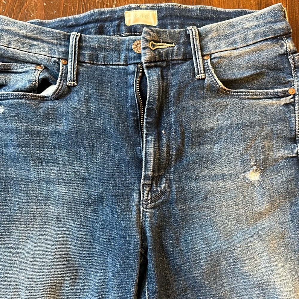 MOTHER High Waisted Ankle Fray Size 26
